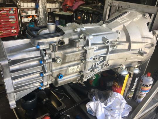 Land Rover Defender TDCi (2007-2016, puma) MT82 6 speed gearbox, Land Rover LT230 transfer case